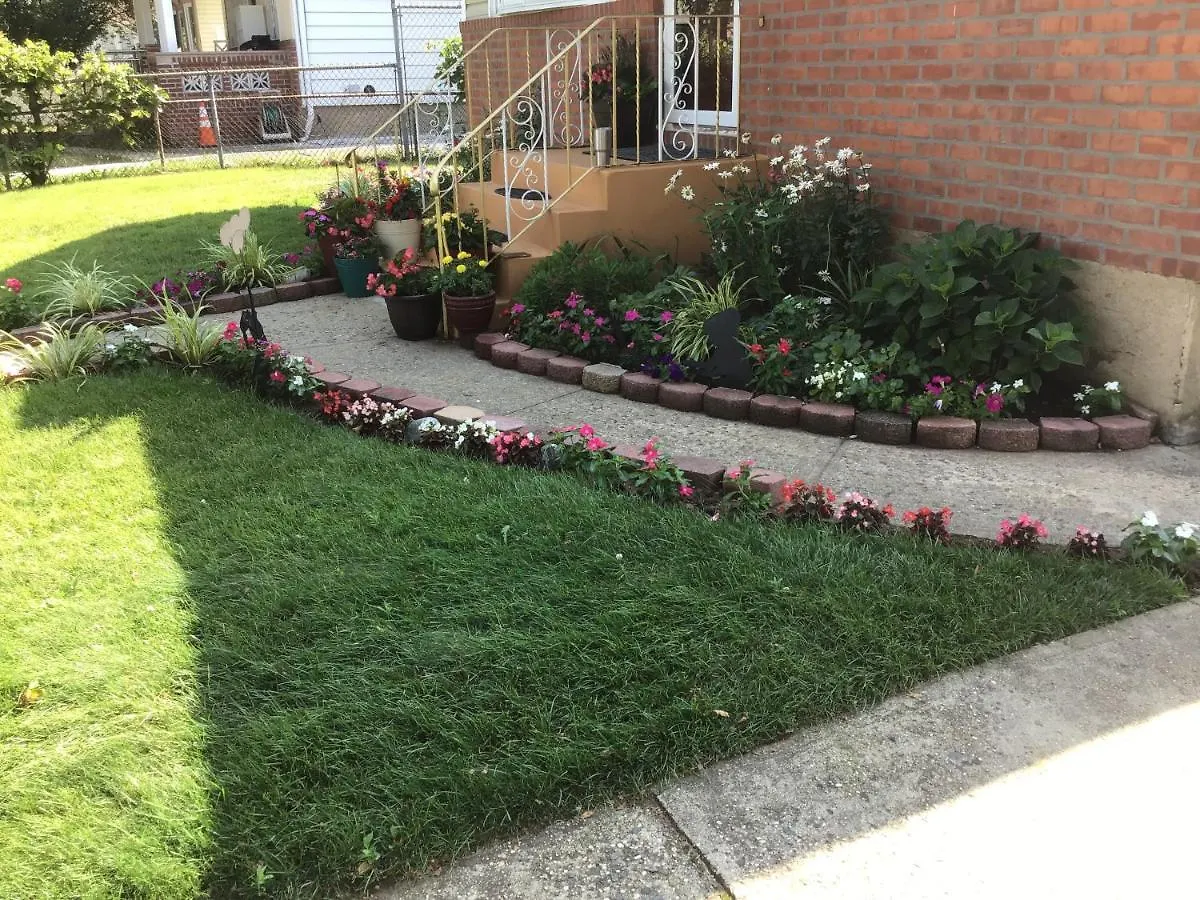 Beautiful Room Near Jfk And Close To Laguardia Airports New York Homestay