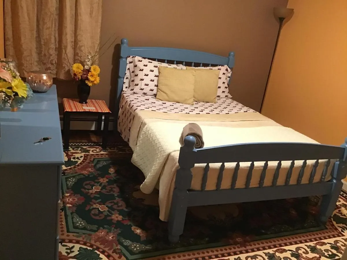 Beautiful Room Near Jfk And Close To Laguardia Airports New York Homestay