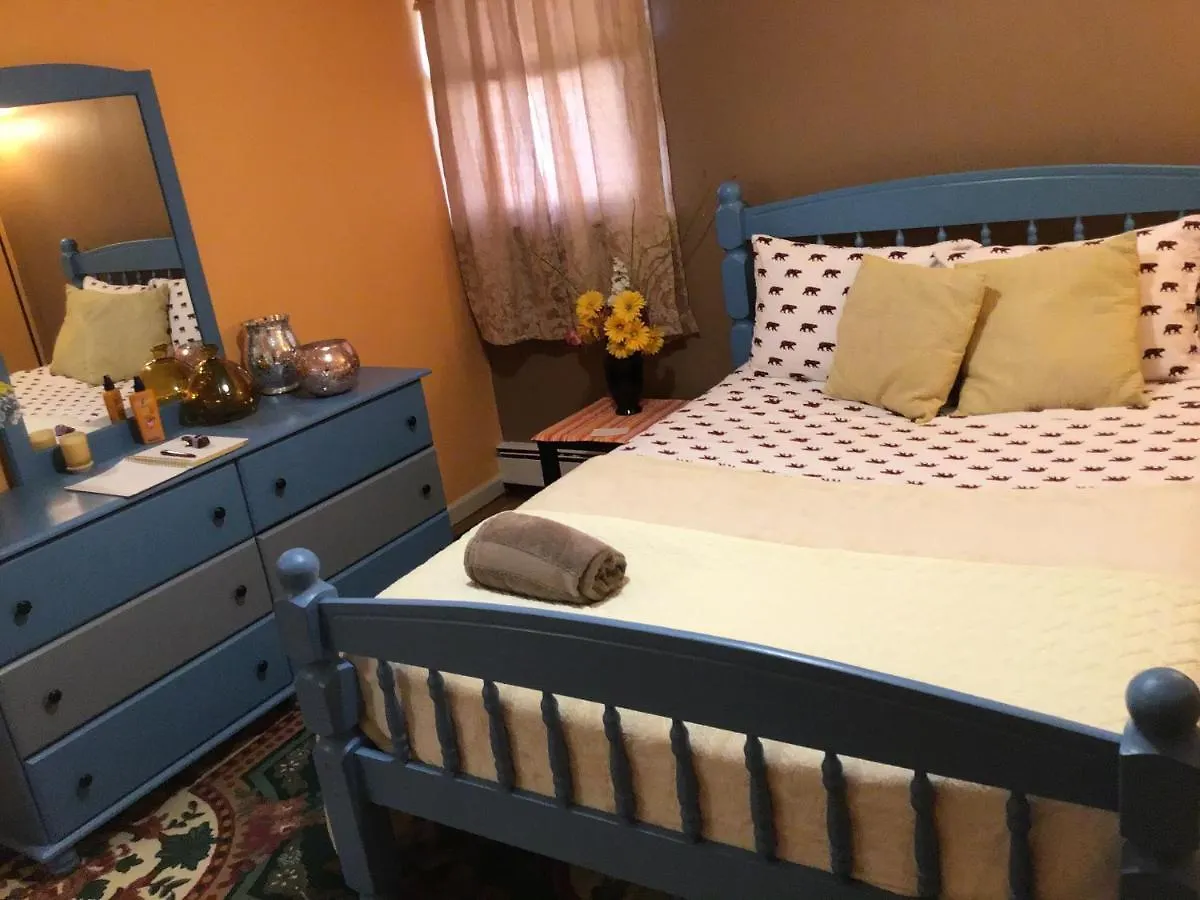 Homestay Beautiful Room Near Jfk And Close To Laguardia Airports New York